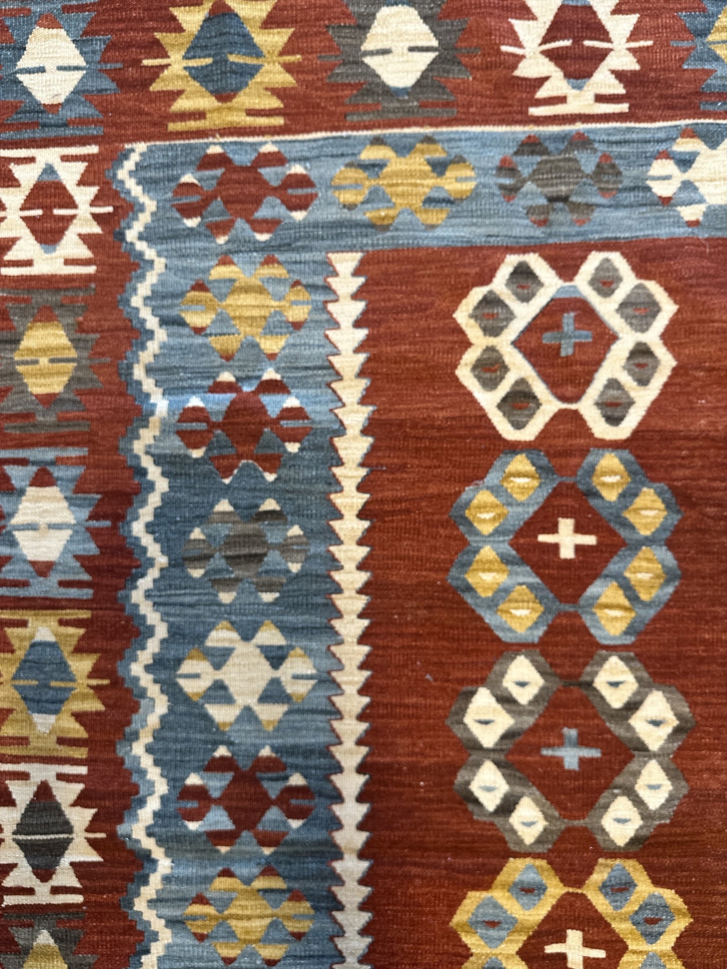 Handmade Turkish Ushak Kilim – Vintage Wool Area Rug